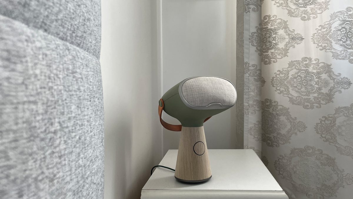 BLAS&Eacute; &mdash; bedroom corner